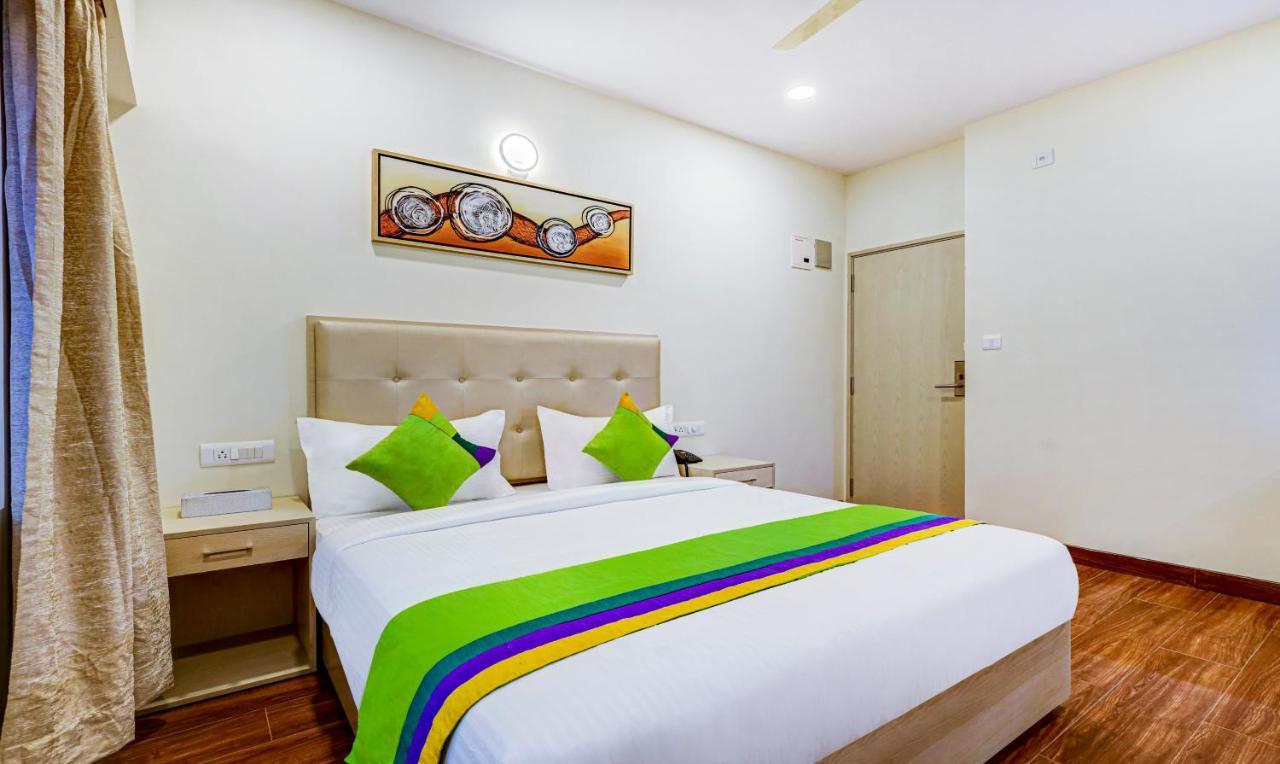 Treebo Galaxy Suites Mathikere Bangalore Eksteriør billede